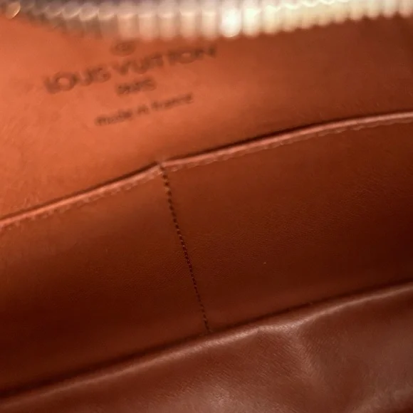 Louis Vuitton Monogram Canvas Clutch Bag in beautiful condition!!! - Picture 6 of 10